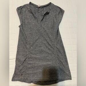 Athleta Workout Top Size Small.